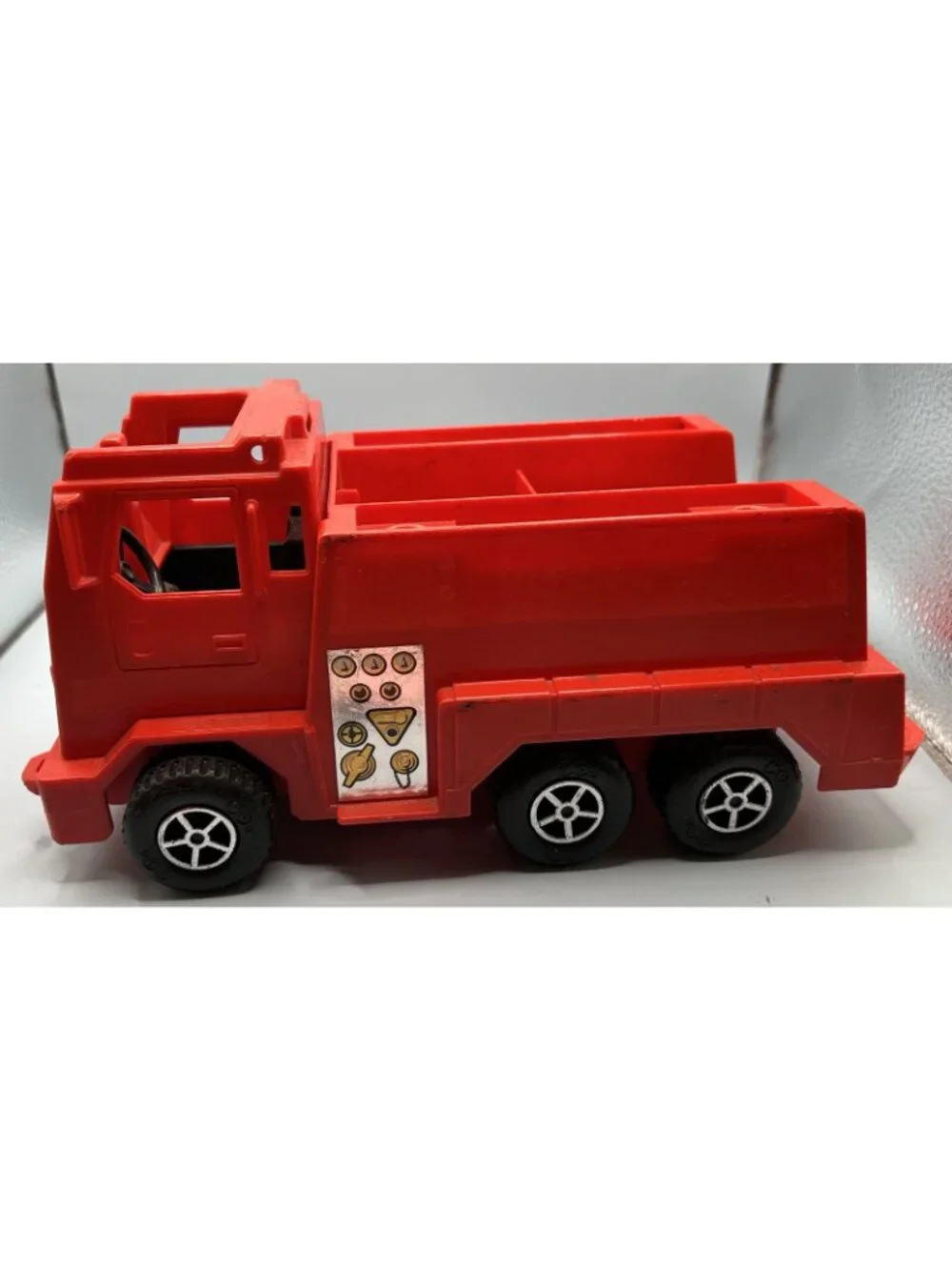 1983 Vintage Fisher-price Husky Helpers Fire Engine Truck READ